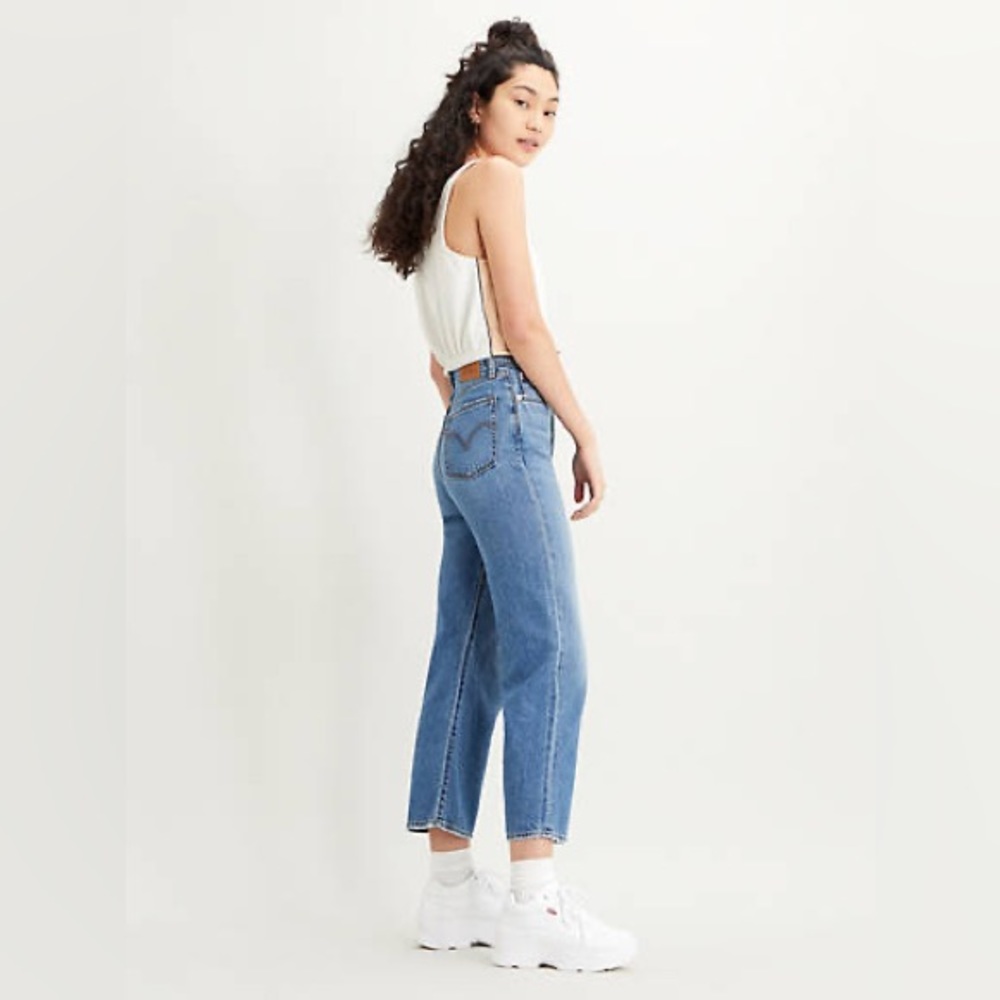 🔥🔥🔥NWT Levi's® Premium RIBCAGE STRAIGHT ANKLE JEANS - Picture 3 of 11